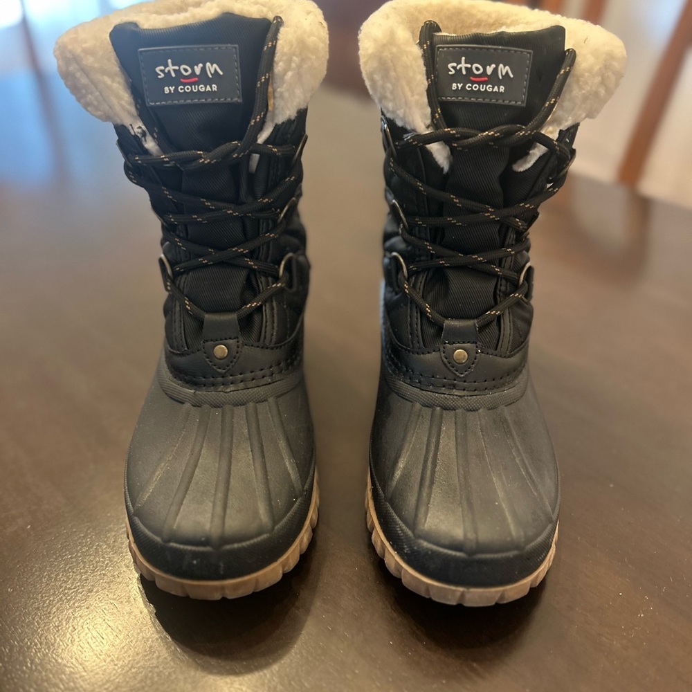 Cougar Black Winter Boots